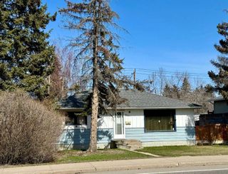 Photo 4: 8520 Bowness Road NW in Calgary: Bowness Detached for sale : MLS®# A2124581