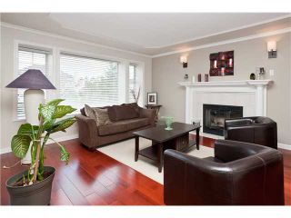 Photo 2: 1827 WALNUT in Coquitlam: Central Coquitlam House for sale in "LAURENTIAN HEIGHTS" : MLS®# V878735
