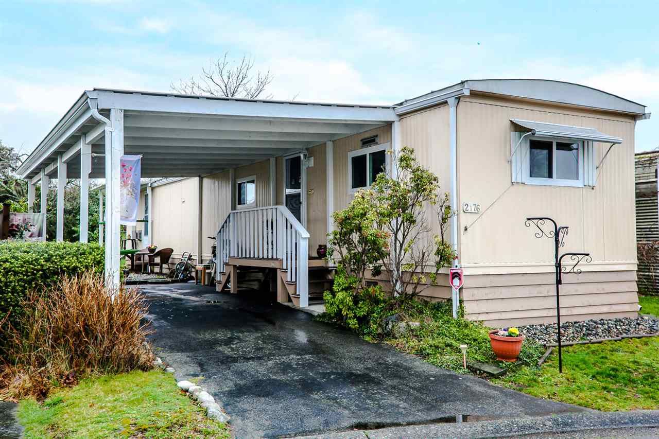 Main Photo: 2176 CUMBRIA Drive in Surrey: King George Corridor Manufactured Home for sale in "Cranley Place" (South Surrey White Rock)  : MLS®# R2150263