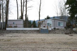 Photo 18: 5362 Pierre's Point Road in Salmon Arm: Waterfront House for sale : MLS®# Exclusive