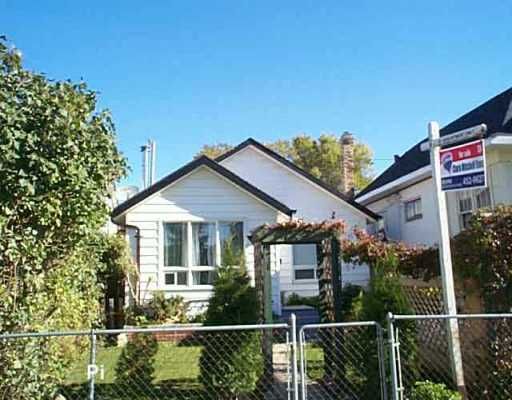 Main Photo: 189 GORDON Avenue in Winnipeg: East Kildonan Single Family Detached for sale (North East Winnipeg)  : MLS®# 2515301