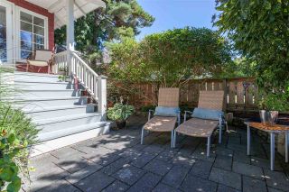 Photo 2: 2670 O'HARA Lane in Surrey: Crescent Bch Ocean Pk. House for sale in "Crescent Beach Waterfront" (South Surrey White Rock)  : MLS®# R2132079