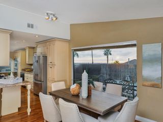 Photo 4: CLAIREMONT House for sale : 3 bedrooms : 3360 Mt. Laurence Drive in San Diego