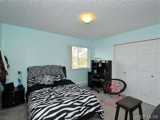 Photo 10: 3700 Gordon Head Rd in VICTORIA: SE Mt Tolmie Half Duplex for sale (Saanich East)  : MLS®# 685206