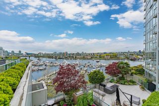 Photo 10: 806 1228 MARINASIDE Crescent in Vancouver: Yaletown Condo for sale (Vancouver West)  : MLS®# R2879954