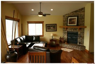 Photo 10: 2536 Centennial Drive: Blind Bay House for sale (Shuswap Lake)  : MLS®# 10043467