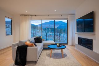 Photo 6: 2933 SNOWBERRY PLACE in Squamish: University Highlands House for sale : MLS®# R2409686