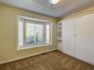 Photo 12: 114 Camas Lane in View Royal: VR Glentana Manufactured Home for sale : MLS®# 905364