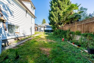 Photo 8: 618 E 4TH Street in North Vancouver: Queensbury House for sale : MLS®# R2864974