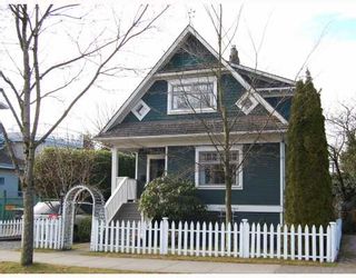 Photo 1: 3049 ONTARIO Street in Vancouver: Mount Pleasant VW House for sale in "MOUNT PLEASANT" (Vancouver West)  : MLS®# V753820