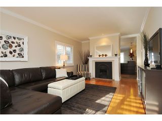 Photo 3: 941 E 23RD Avenue in Vancouver: Fraser VE House for sale in "GLEN PARK" (Vancouver East)  : MLS®# V927242