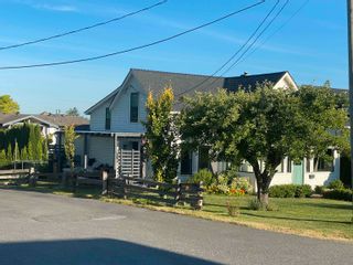 Photo 1: 4827 216A Street in Langley: Murrayville House for sale in "MURRAYVILLE" : MLS®# R2661254