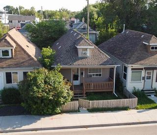 Photo 1: 472 Harbison Avenue in Winnipeg: East Kildonan Residential for sale (3A)  : MLS®# 202330056