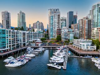 Photo 24: 1603 1000 BEACH Avenue in Vancouver: Yaletown Condo for sale in "1000 Beach" (Vancouver West)  : MLS®# R2740535
