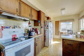 Photo 6: 2128 Lorne Terr in Oak Bay: OB Gonzales House for sale : MLS®# 895329