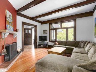 Photo 9: 2046 STAINSBURY Avenue in Vancouver: Victoria VE House for sale in "Trout Lake" (Vancouver East)  : MLS®# R2164595