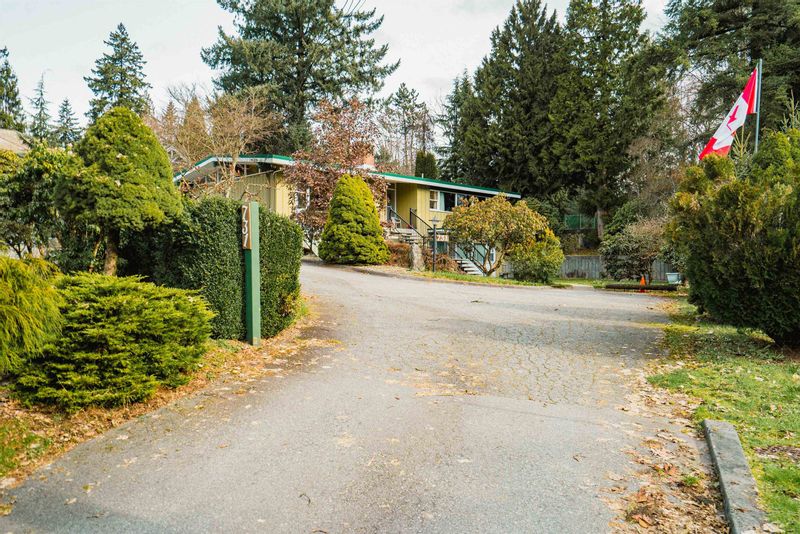 FEATURED LISTING: 731 SHAW Avenue Coquitlam