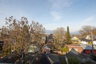 Photo 6: 1943 NAPIER Street in Vancouver: Grandview Woodland House for sale (Vancouver East)  : MLS®# R2423548