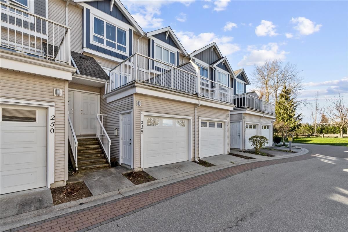 Main Photo: 235 13020 NO. 2 Road in Richmond: Steveston South Townhouse for sale in "Waterside Village" : MLS®# R2677016