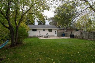 Photo 3: 42 Sawchuk Bay in Winnipeg: Valley Gardens Residential for sale (3E)  : MLS®# 202325095