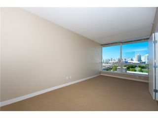 Photo 5: 903 718 MAIN Street in Vancouver: Mount Pleasant VE Condo for sale in "GINGER" (Vancouver East)  : MLS®# V848994