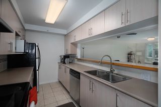 Photo 12: 212 1163 THE HIGH Street in Coquitlam: North Coquitlam Condo for sale in "Kensington" : MLS®# R2713989
