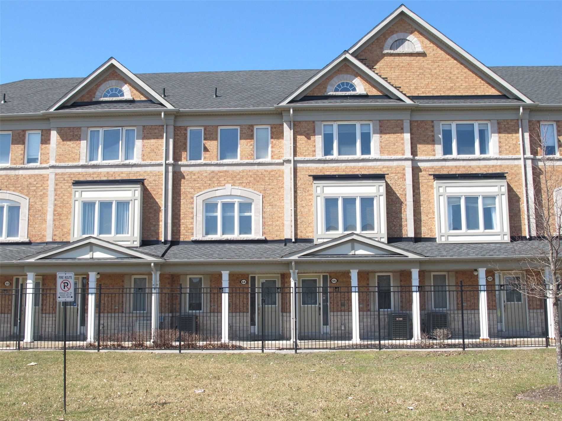 Main Photo: 64 Sanctuary Way in Markham: Freehold for sale : MLS®# N4736726