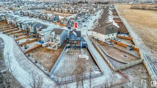 Photo 2: 657 Eagleson Crescent in Edmonton: Zone 57 House for sale : MLS®# E4369212