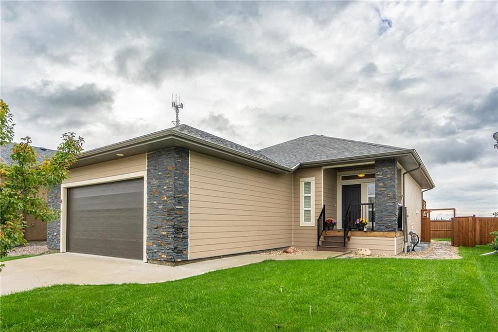 8 PAWLEY Place, Selkirk