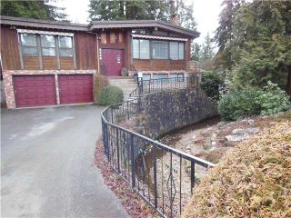Photo 1: 2406 WEYMOUTH Place in North Vancouver: Lynn Valley House for sale in "Lynn Valley" : MLS®# V1045846