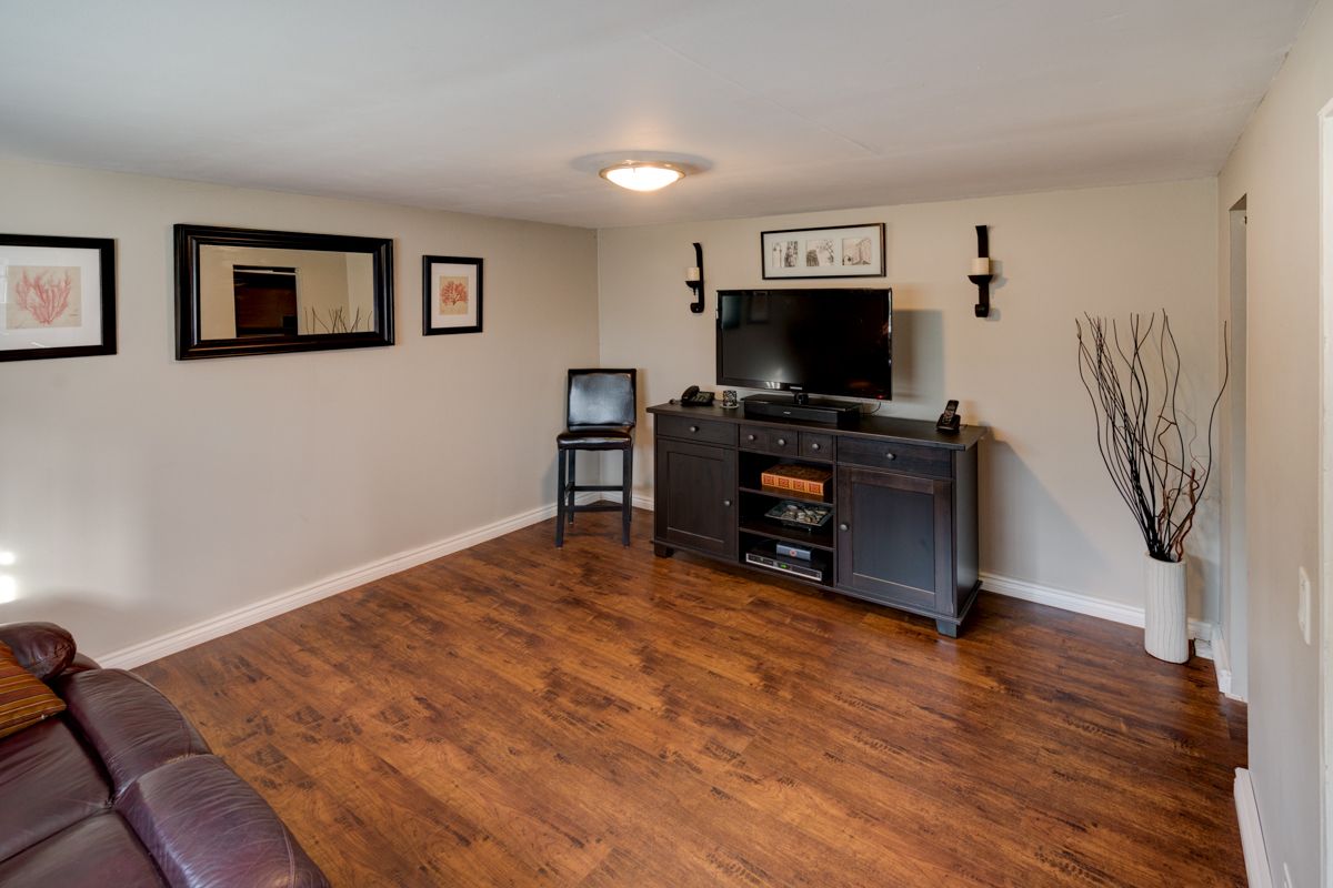 Photo 55: Photos: 718 BOWLER Street in New Westminster: West End NW House for sale in "WEST END" : MLS®# R2256122