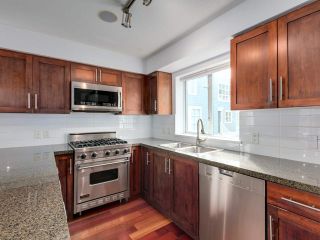 Photo 21: 213 672 W 6TH Avenue in Vancouver: Fairview VW Townhouse for sale in "BOHEMIA" (Vancouver West)  : MLS®# R2546703