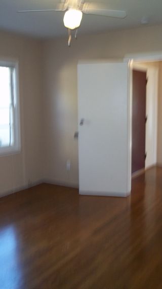 Photo 3: LA JOLLA Residential for sale or rent : 3 bedrooms : 5720 CHELSEA