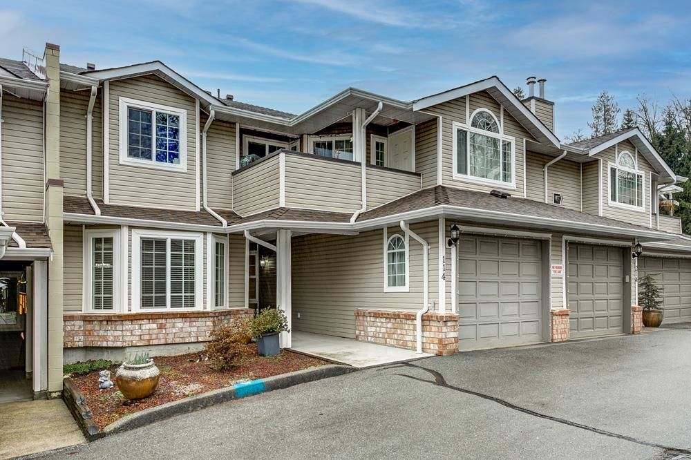 Main Photo: 114 22515 116 Avenue in Maple Ridge: East Central Townhouse for sale in "Fraserview Village" : MLS®# R2668199