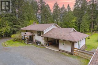 Photo 1: 4838 Cowichan Lake Rd in Duncan: House for sale : MLS®# 961721