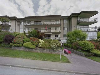 Photo 2: 320 3080 LONSDALE Avenue in North Vancouver: Upper Lonsdale Condo for sale in "KINGSVIEW MANOR" : MLS®# R2120342