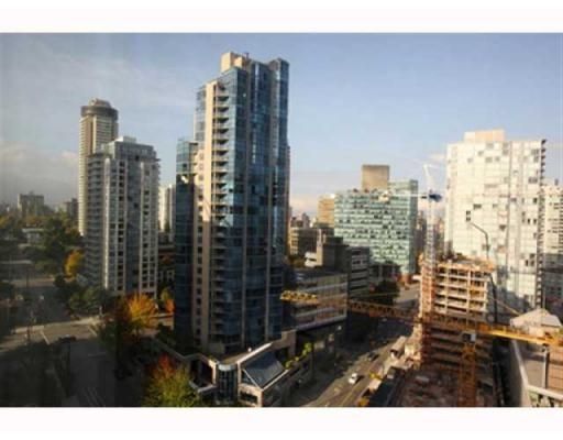 Main Photo: # 1703 588 BROUGHTON ST in Vancouver: Condo for sale : MLS®# V792587