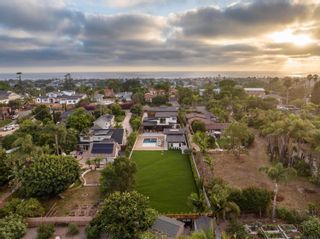 Photo 8: ENCINITAS House for sale : 6 bedrooms : 1245 Hymettus Ave