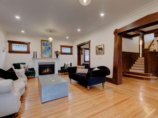 Photo 3: 1442 Rockland Ave in Victoria: Vi Rockland House for sale : MLS®# 867644