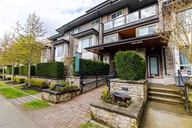 Main Photo: 404 7488 Byrnepark Walk in Burnaby,: South Slope Condo for sale (Burnaby South)  : MLS®# R2680762