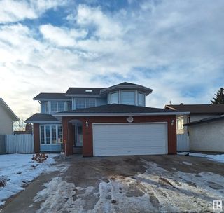 Photo 1: 4907 31 Avenue in Edmonton: Zone 29 House for sale : MLS®# E4371503