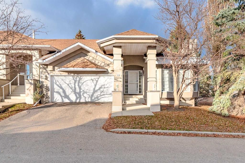 Main Photo: 22 Christie Gardens SW in Calgary: Christie Park Row/Townhouse for sale : MLS®# A2089469
