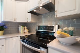 Photo 15: 2963 BUSHNELL PL in North Vancouver: Westlynn Terrace House for sale : MLS®# V1008286