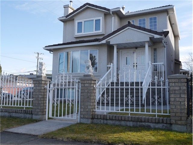 Main Photo: 5906 BEATRICE Street in Vancouver: Killarney VE House for sale (Vancouver East)  : MLS®# V1048925