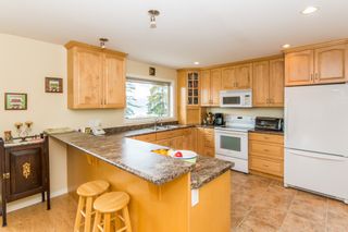 Photo 10: 1561 Northeast 20 Avenue in Salmon Arm: Appleyard House for sale : MLS®# 10133097