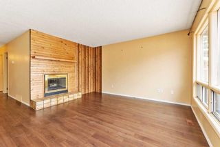 Photo 3: 5221 41 Street: Innisfail Semi Detached (Half Duplex) for sale : MLS®# A2129344