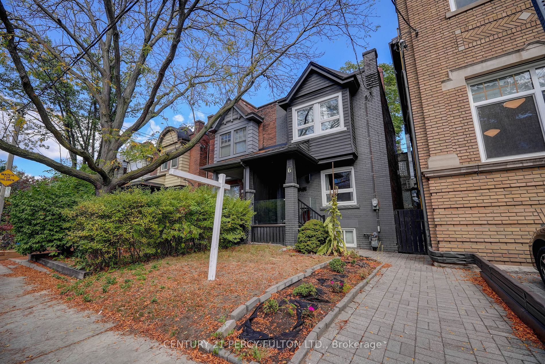 Main Photo: 6 Silver Avenue in Toronto: Roncesvalles House (2-Storey) for sale (Toronto W01)  : MLS®# W7309402