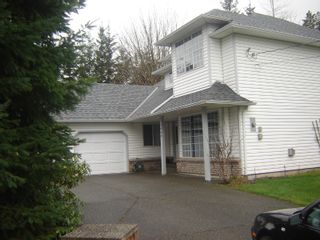 Photo 1: 1669 Essex Place in Comox: Comox Peninsula House/Single Family for sale (Comox Valley)  : MLS®# 229896