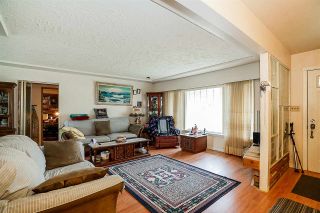 Photo 2: 6170 GRANT Street in Burnaby: Parkcrest House for sale (Burnaby North)  : MLS®# R2248284