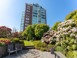 Photo 10: 1401 130 E 2ND Street in North Vancouver: Lower Lonsdale Condo for sale : MLS®# R2781821